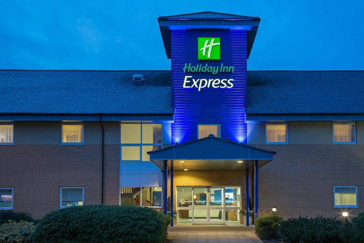 voir les prix pour Holiday Inn Express Braintree, an IHG Hotel
