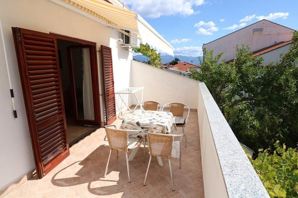 Holiday apartment Baška for 2 - 5 persons with 2 bedrooms