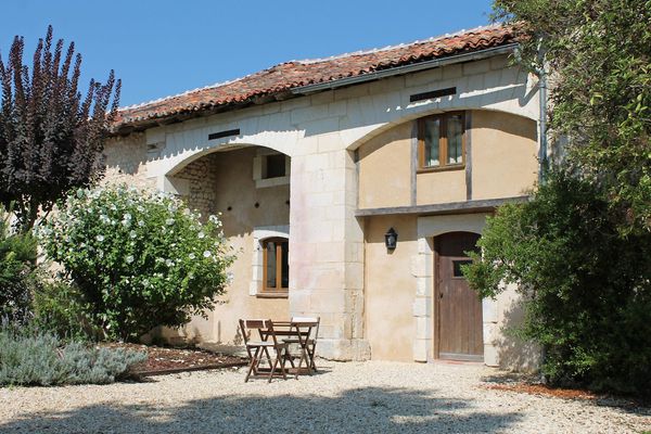 Rural French Family Holiday Hamlet - Heated Pools, Golf, Tennis, Creche, 10 mins to beach!