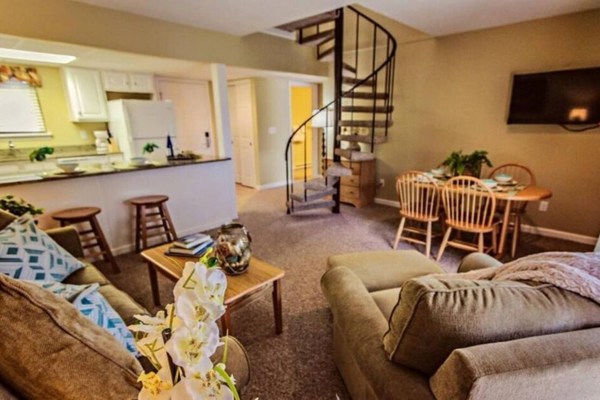 Tanglwood Resort Magnificent 2BR Condo with Balcony & Pool