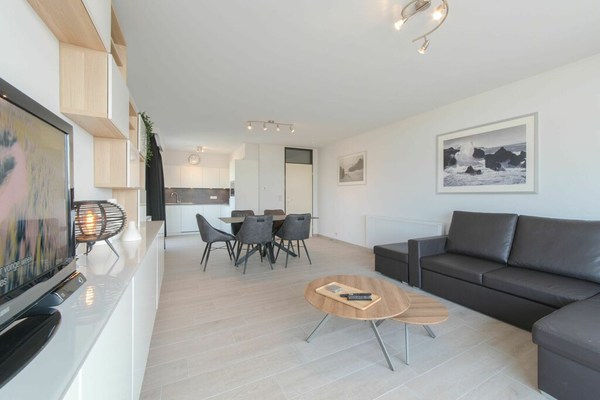 Confortable appartement pour 4 personnes avec WIFI, TV et balcon