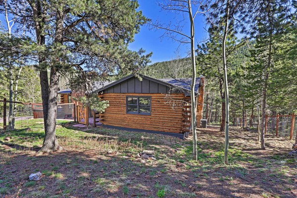 NEW! Stunning Conifer Abode w/ Private Balcony!
