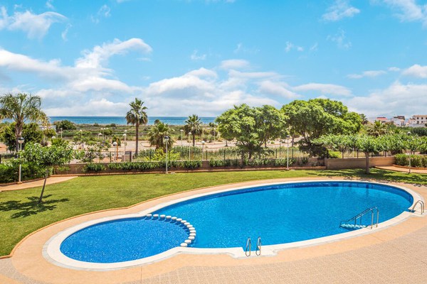 Beautiful apartment in Cabanes with Outdoor swimming pool and 2 Bedrooms