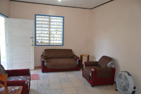 Budget Cheerful Entire Belizean One Bedroom Home
