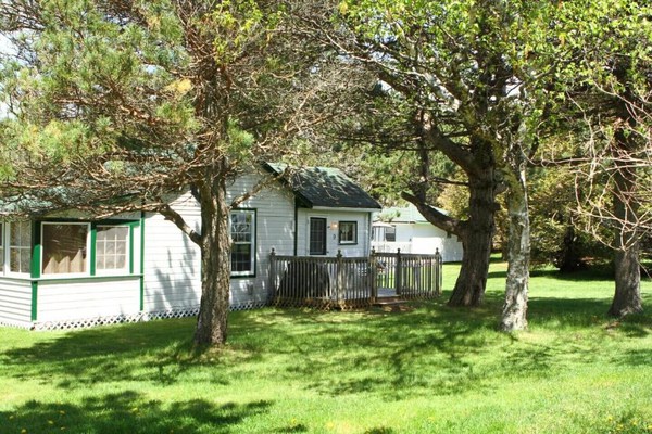 Par The Bay Cottages à Stanhope! - Cottage Heritage 2 Chambres # 9