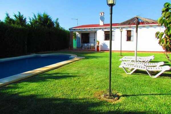 Roche Viejo - accueillante maison de vacances dans un envrionnement calme avec piscine