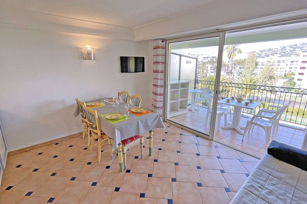 Appartement T3 - 4/5 personnes - Piscine résidence - Climatisation - WiFi - Sainte Maxime