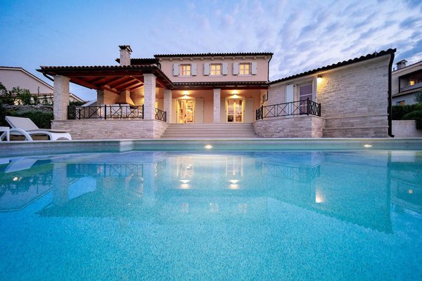 Villa Melita - 4 bedrooms with private pool
