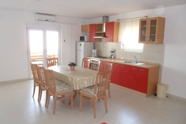Appartement in Ljubač avec vue mer, Balcon, Climatisation, WIFI (809-1)