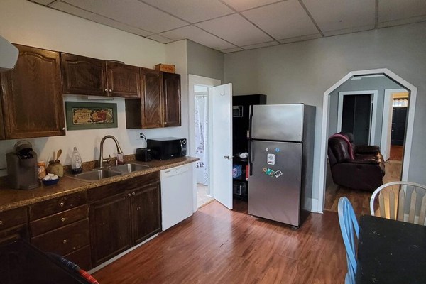 Warm Stay In large 2br 1Ba!