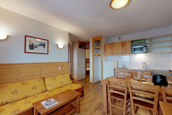Joli appartement 2-pièces pour 6 personnes à seulement 250 mètres des pistes de ski et 300 mètres de