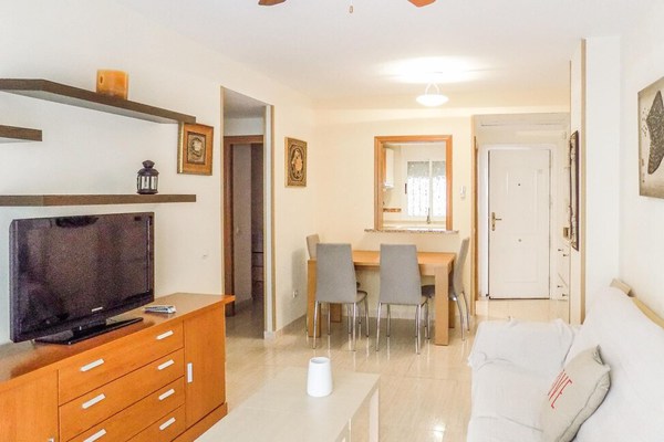 Nice apartment in Oropesa with Outdoor swimming pool and 2 Bedrooms