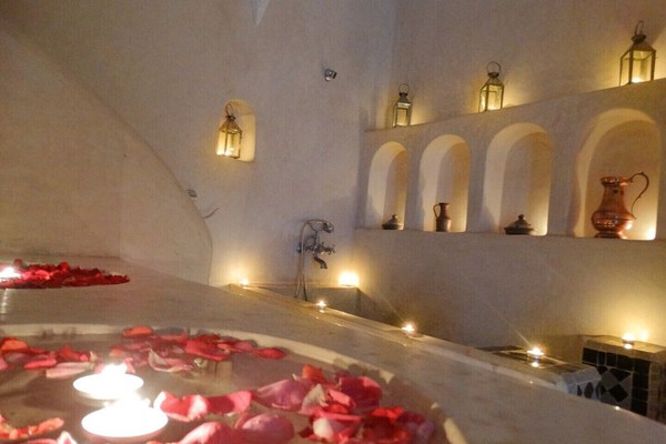 LOVELY VILLA IN THE HEART OF MARRAKECH WITH 11 PRIVATE ROOMS UP TO 27 PAX