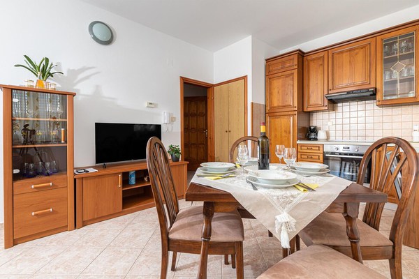 Stunning apartment in Punat with WiFi and 2 Bedrooms