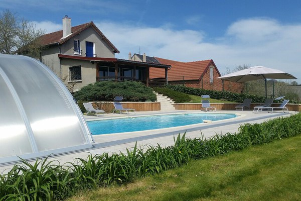 Maison a Fresselines avec piscine privée