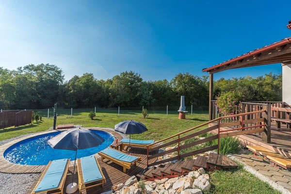 Holiday house with private pool No.6 in holiday park Jelovci