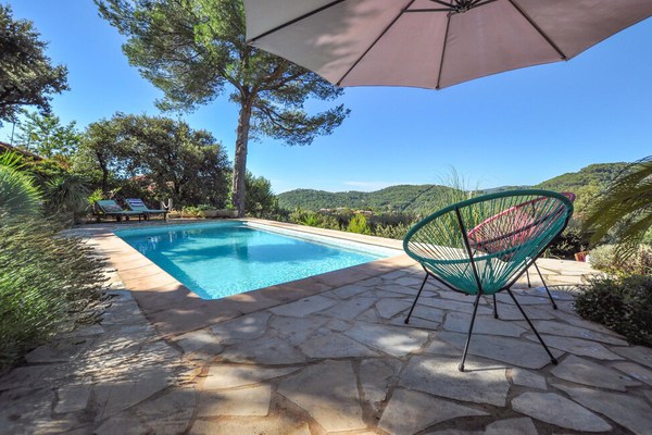 Amazing home in Claviers with Outdoor swimming pool and 3 Bedrooms