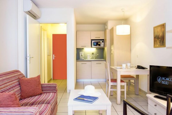 Appartement La Villa du Lac Studio, 2 pers. (DLB100) à Divonne-Les-Bains - 2 personnes, 1 chambres