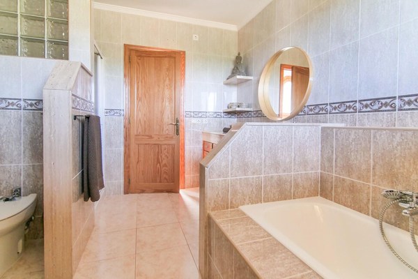 Beautiful home in Capdepera with WiFi and 3 Bedrooms