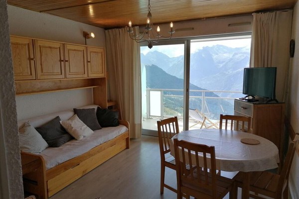 Balcon, télévision, casier à ski, 28m², Alpe d'Huez