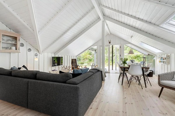 Awesome home in Gilleleje with WiFi and 4 Bedrooms