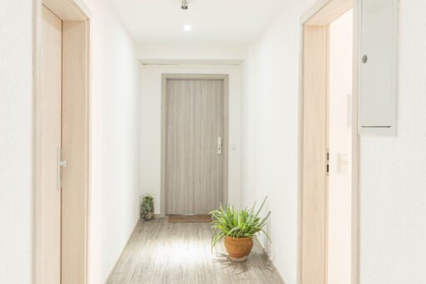 Appartement-Supérieure-Salle de bain privée séparée-Vue sur Jardin-Zimmer 102