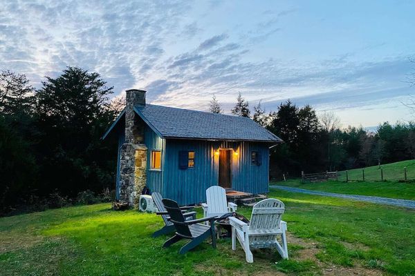 Enchanting Tiny House on a Peaceful Farm