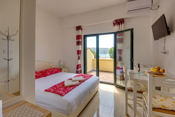 Appartement pour 2 personnes avec vue mer à Herceg Novi