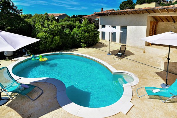 Nice home in Aramon with Outdoor swimming pool, WiFi and Outdoor swimming pool