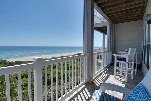 OCEAN FRONT Condo Beautifully Updated with HEATED Pool at Ocean Club