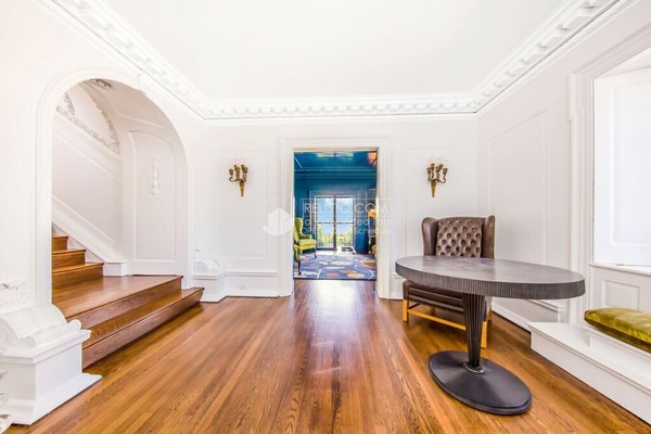 Historic and Opulent Pacific Heights Mansion Overlooking Alta Plaza Park