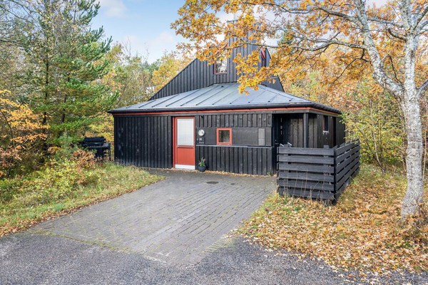 Stunning home in Grenaa with WiFi and 2 Bedrooms