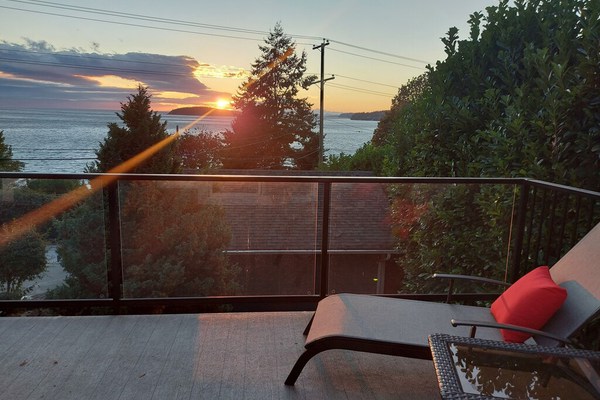 Very Relaxing 3bdr 2bth Home with Gorgeous View