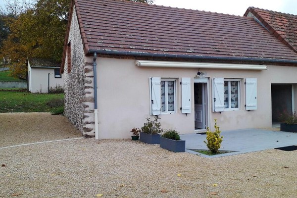 One bedroom house with shared pool, terrace and wifi at Saint-Victor