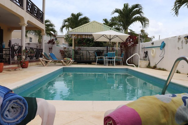 Hibiscus 3-Bed Suite at Sungold House Barbados