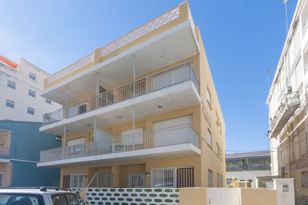 PANDORA 2 - Apartment with terrace in Playa De Miramar.