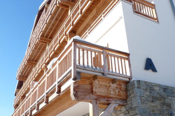 Vue Mont-Blanc! Appartement avec Balcon Privé | Navette Gratuite + Accès Piscine