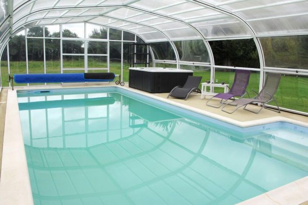 Maison La piscine (LEN400) à Lengronne - 9 personnes, 4 couchages