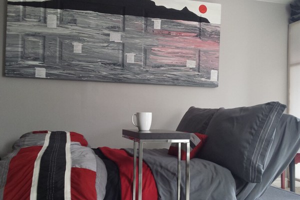 Stylish Private Studio near Downtown Peterborough for Weekend Stays