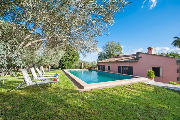 Finca CA'N LLUC in Alaro with Mountain view, private pool and table tennis. Villaonline Agency - Free Wifi