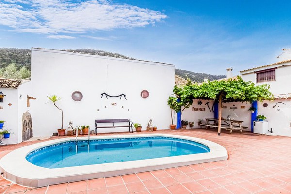 Awesome home in Rute with Outdoor swimming pool, WiFi and 3 Bedrooms