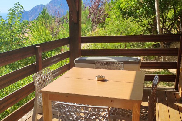 2 bedrooms chalet with shared pool, enclosed garden and wifi at Évisa