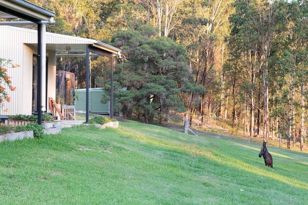 Wallaby Cottage Farm Stay