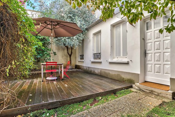 GuestReady - Charming Home with Patio in Levallois-Perret