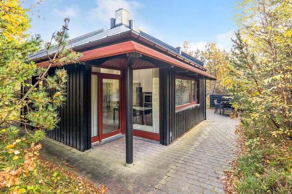 Amazing home in Grenaa with WiFi and 2 Bedrooms