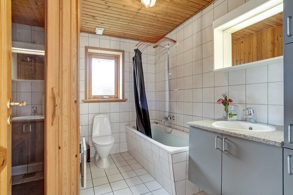 Beautiful home in Læsø with Sauna and 4 Bedrooms