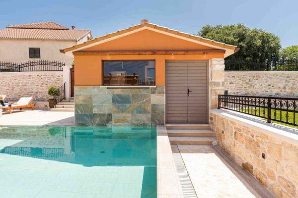 Luxury Villa Finessa Skradin 2 with private heated pool, jacuzzi and sauna