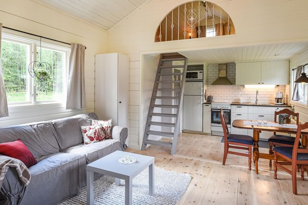 Stunning home in Henån with WiFi and 1 Bedrooms