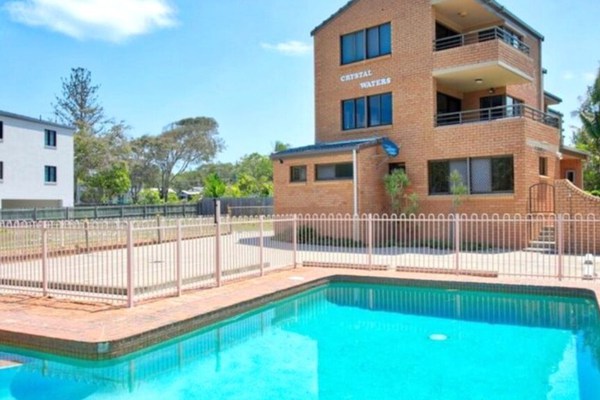 BEACH FRONT LOCATION & A POOL!!!