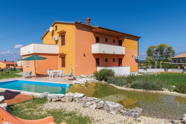 Nice home in Bratulici with WiFi and 6 Bedrooms